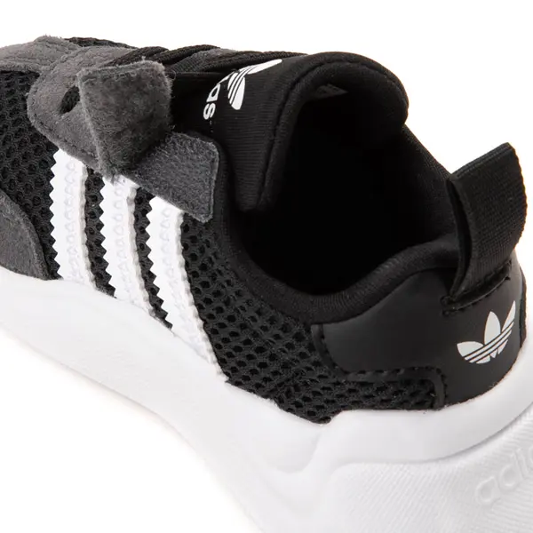 

Кроссовки adidas Adifom '70s Comfort Closure Athletic Shoe, цвет Core Black/White/Grey