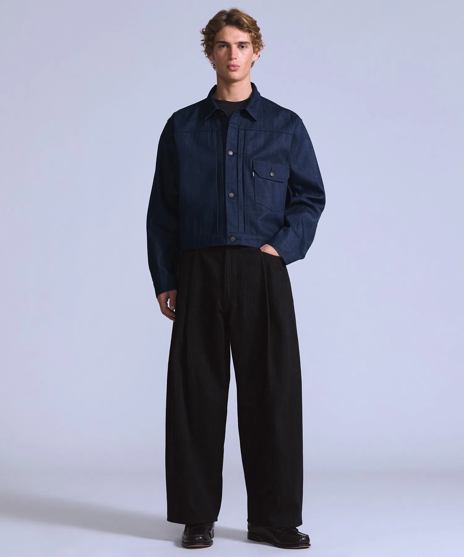 Джинсы Levi's BLUETAB™ с широкими складками и перекрестным кроем, черные. — фото 2
