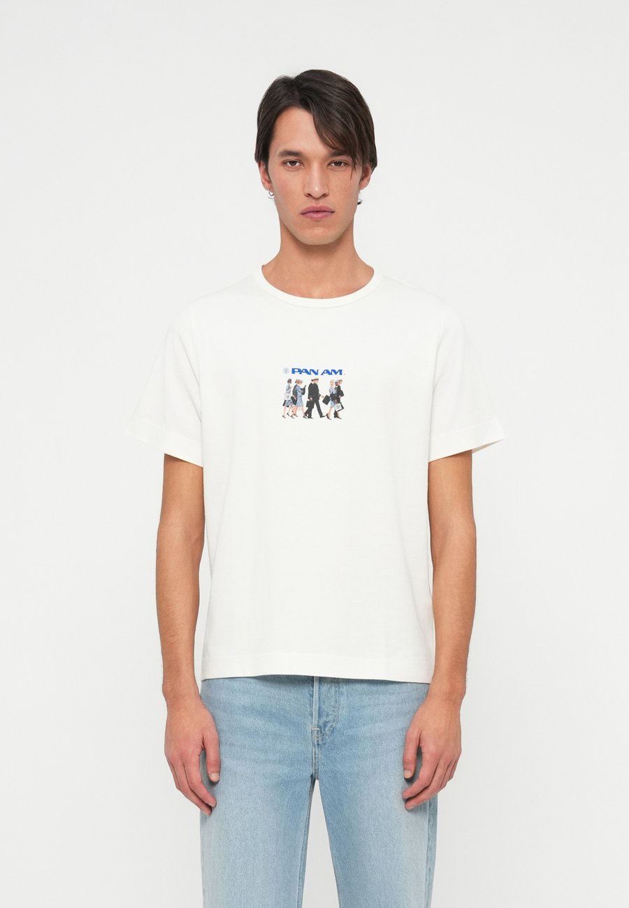 

Футболка Selected Homme SLHDAN PANAM O NECK TEE, Egret/Light-Blue Denim, Белый, Футболка Selected Homme SLHDAN PANAM O NECK TEE, Egret/Light-Blue Denim