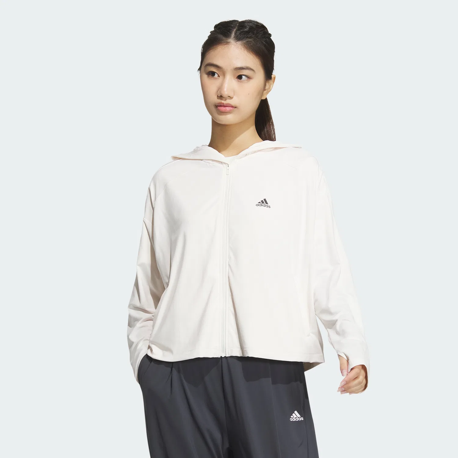 Женская вязаная куртка UPF Chalk White от Adidas