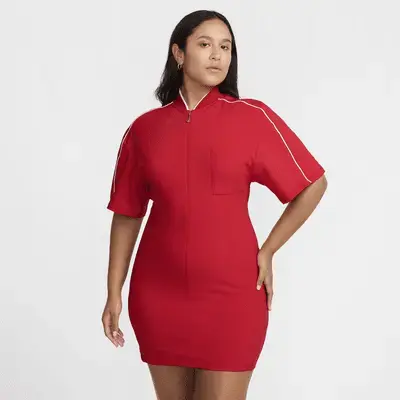 

Платье Nike x Jacquemus, цвет University Red/White