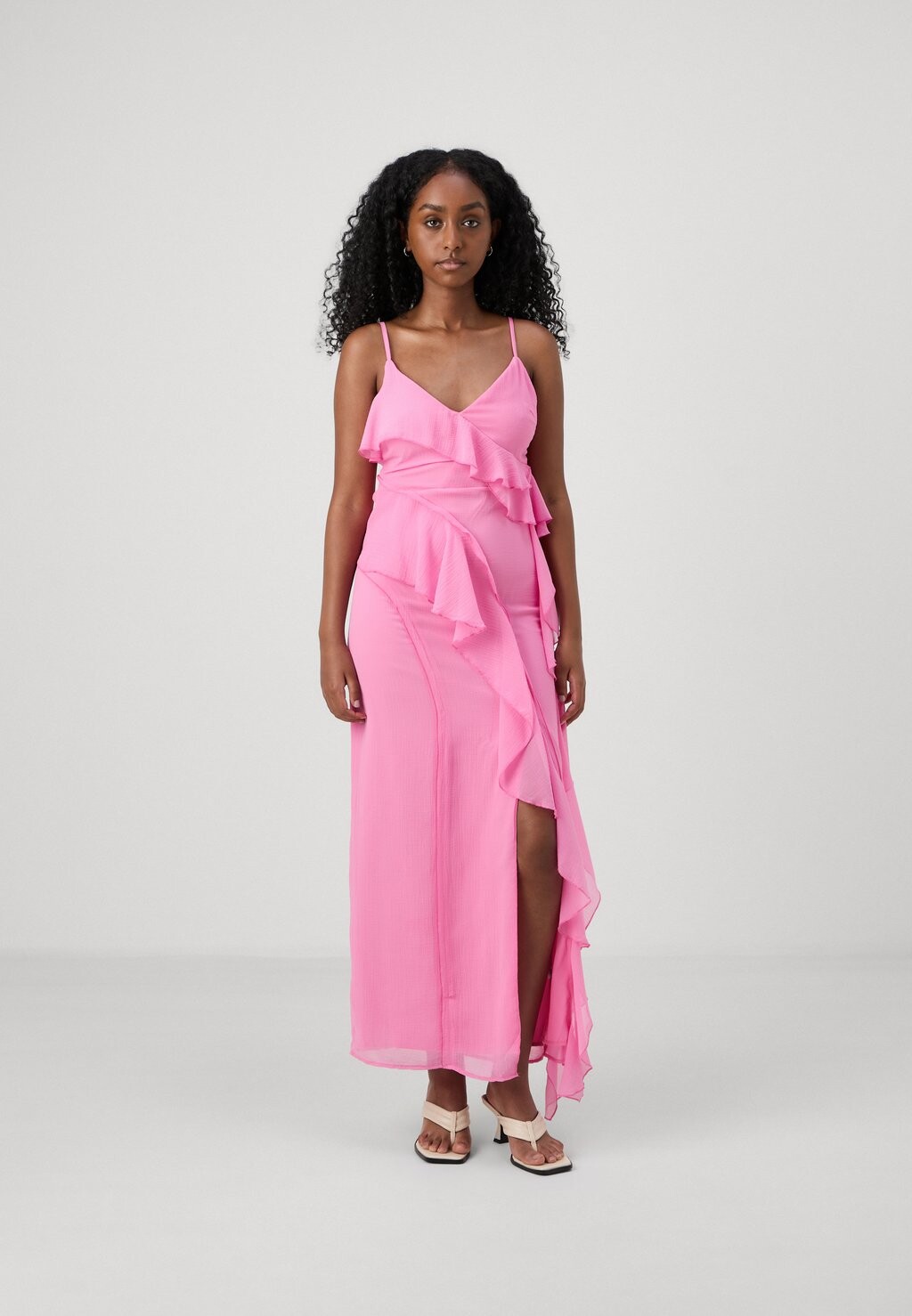 

Вечернее платье FRILL DRESS Gina Tricot Petite, розовый