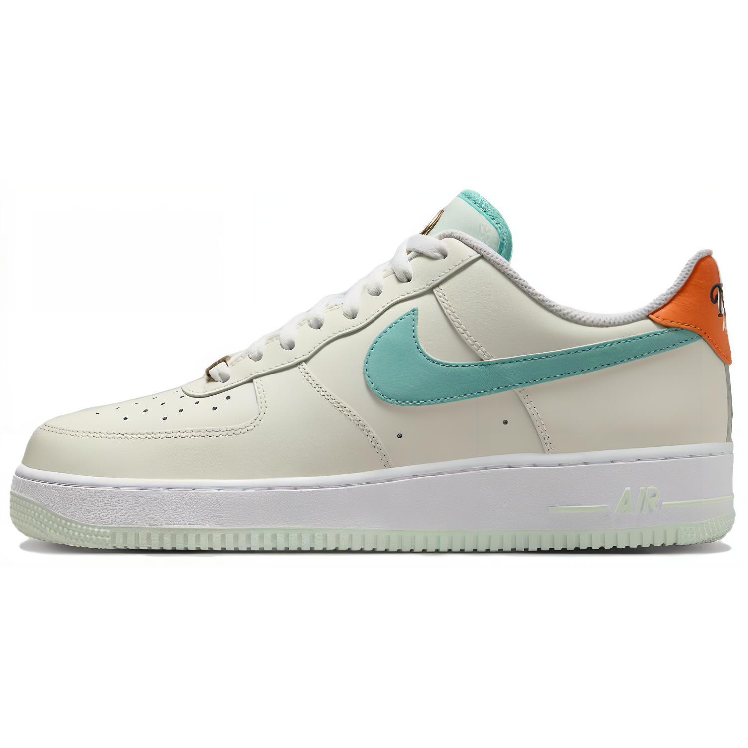

Nike Air Force 1 Low '07 Be The One, бежево-зеленая