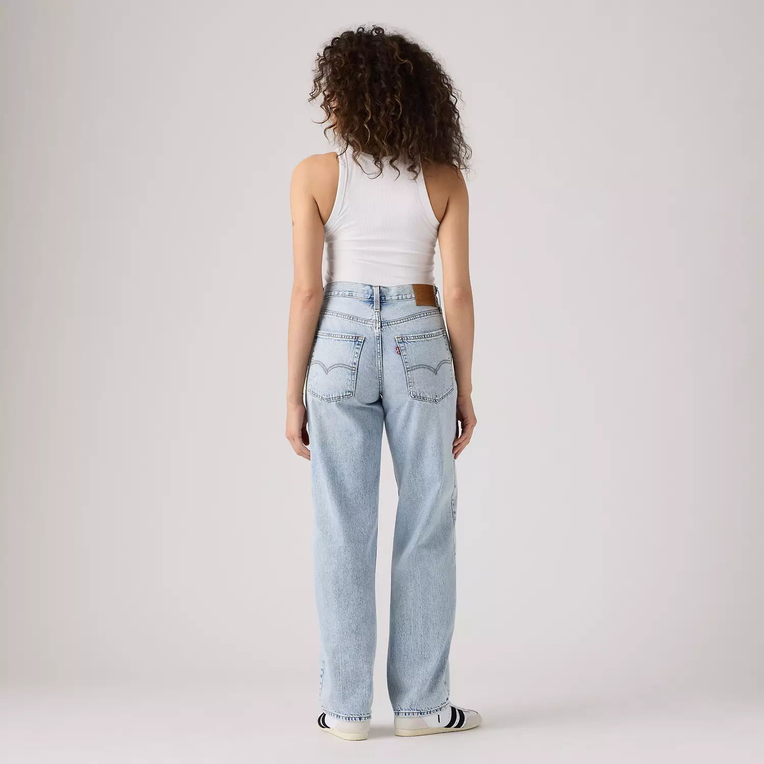 Мешковатые женские джинсы «папа» Levi's, цвет Fan Flare - Light Wash — фото 3