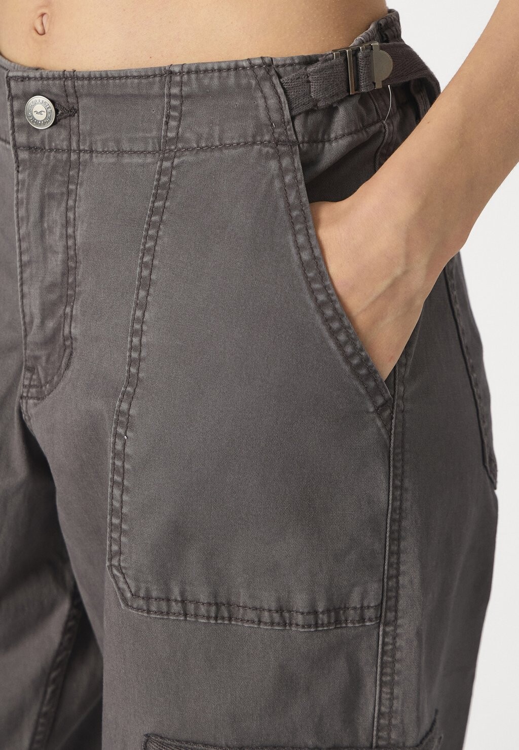 

Брюки в стиле милитари CARGO BAGGY FIT Hollister Co., темно-серый