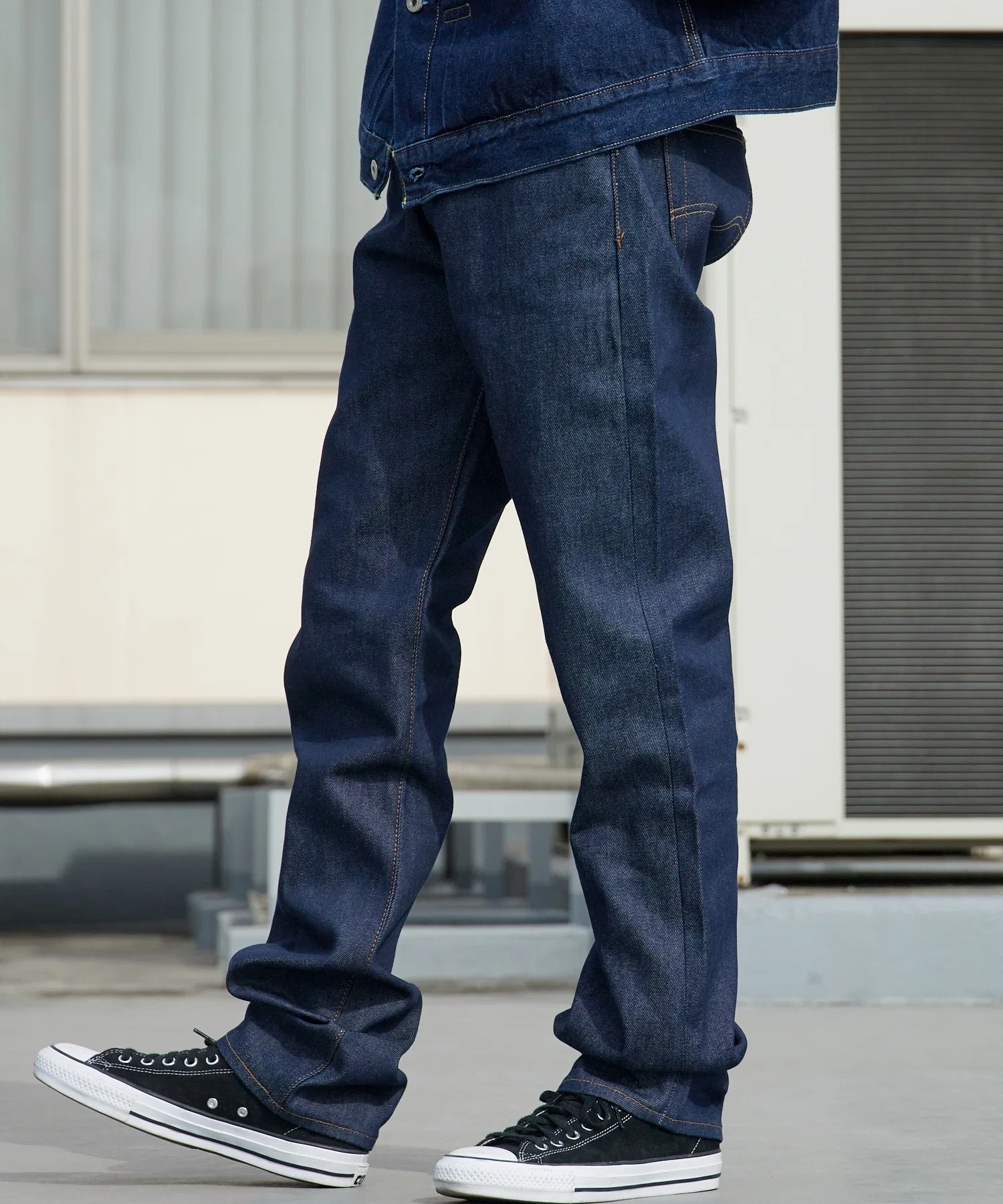 Джинсы LEVI'S 501 ORIGINAL, плотный деним, коллекция весна/лето 2026.