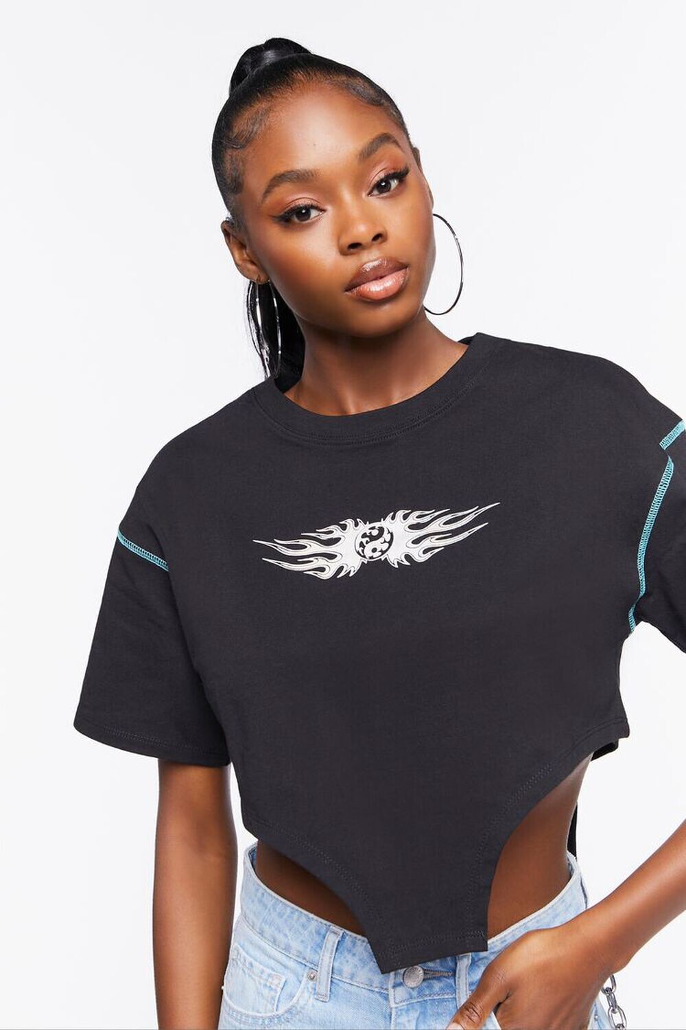 

Укороченная футболка с рисунком Yin Yang Forever 21, черный