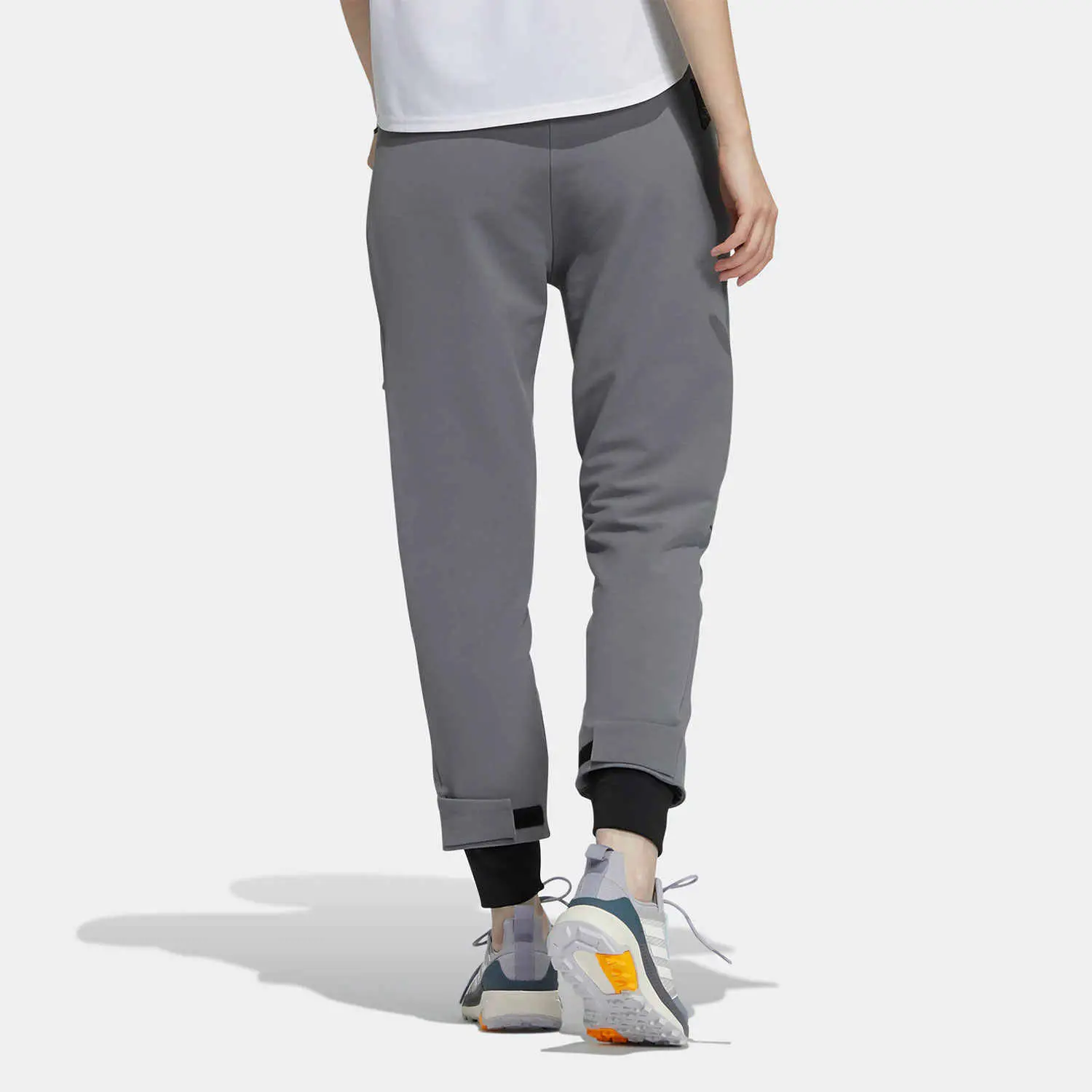 Спортивные штаны женские серые Adidas, серый — фото 4