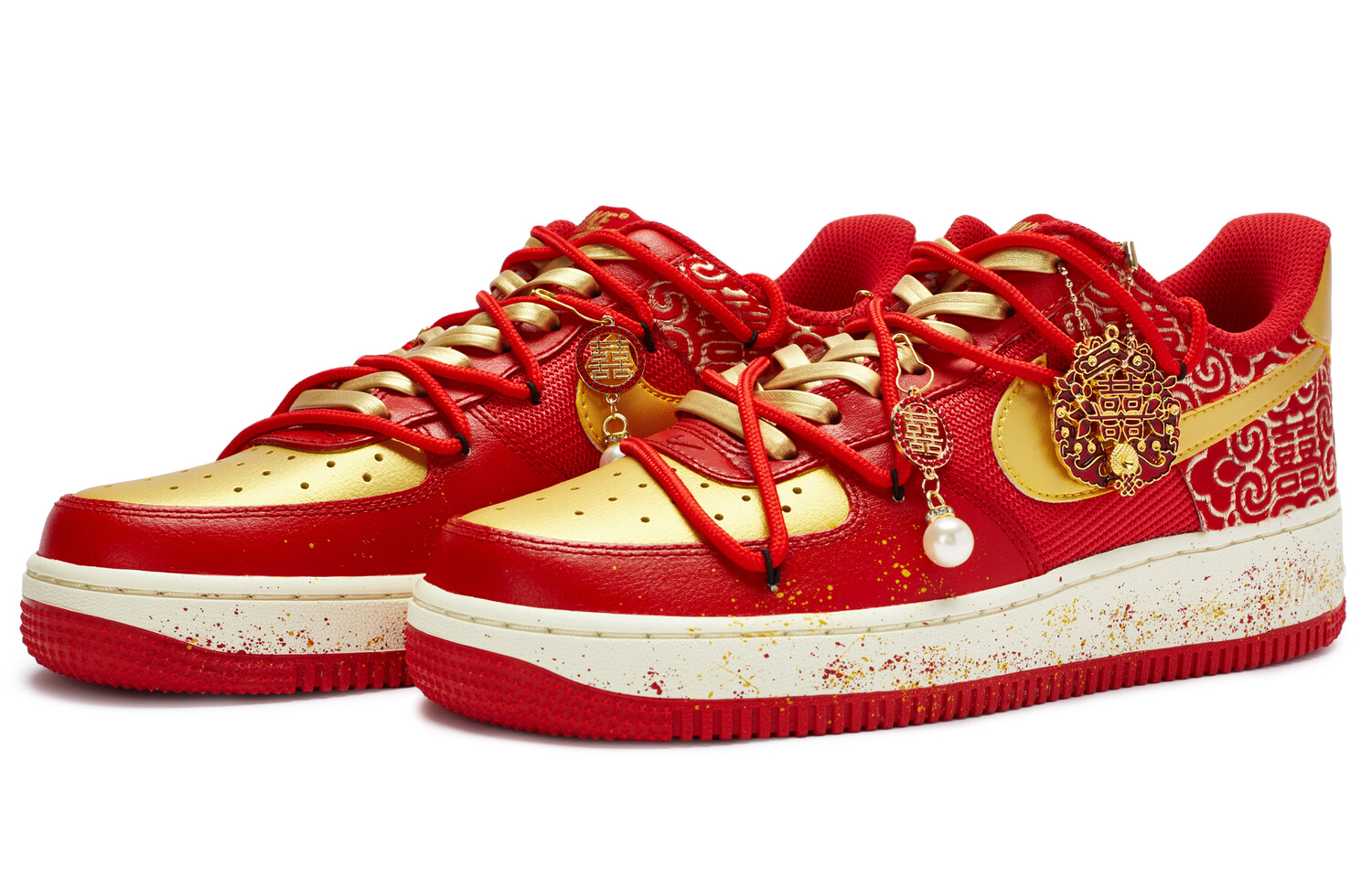 

Кроссовки Nike Air Force 1 Skateboard Shoes Women's Low-Top Gold