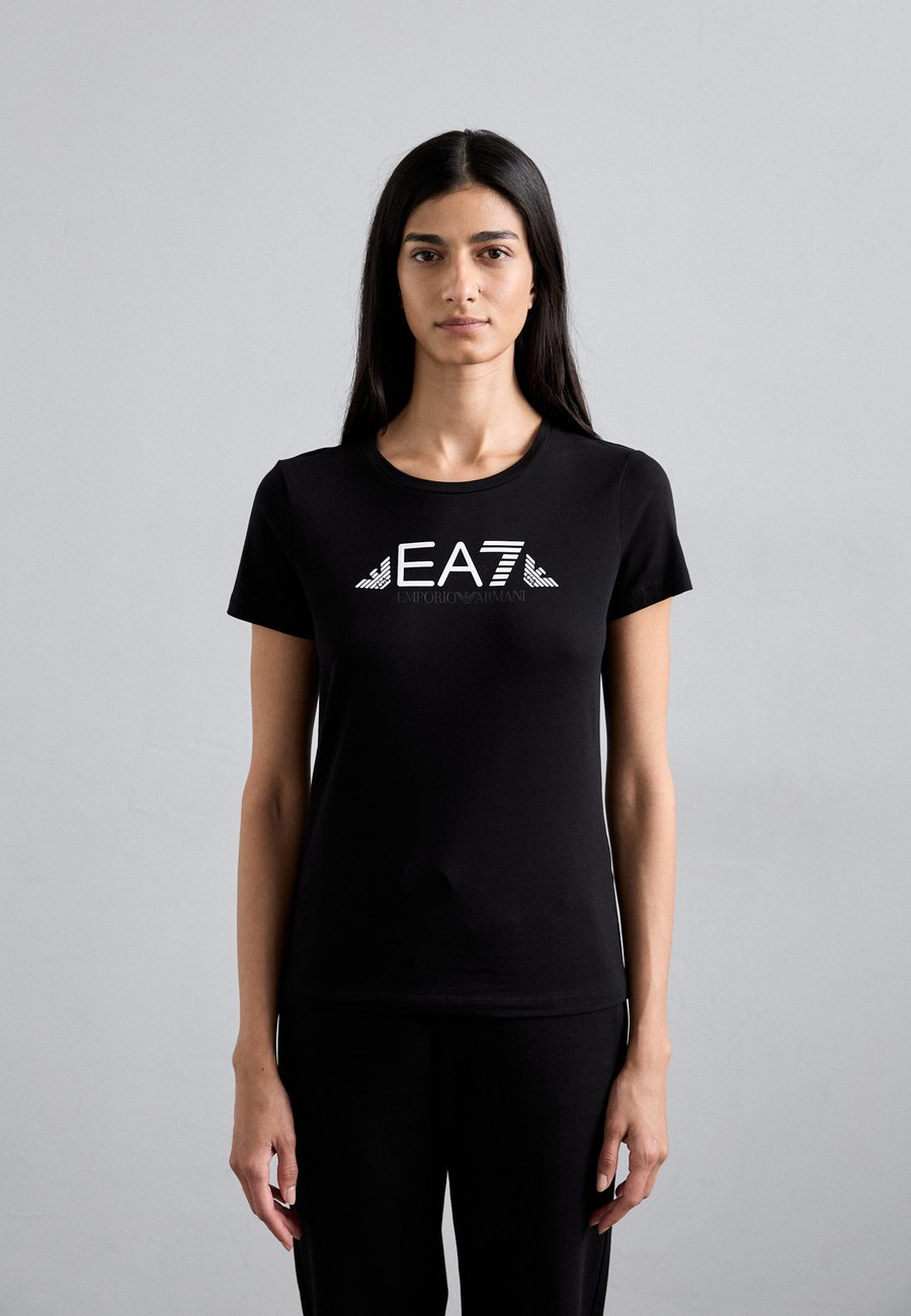 

Футболка EA7 Emporio Armani Print T-shirt, Black Beauty/Black