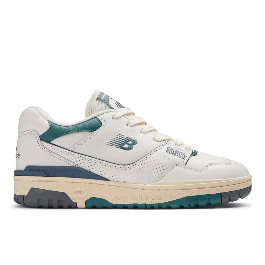 Повседневные кроссовки new balance Sneakers 550, серо-бежевый — фото 2