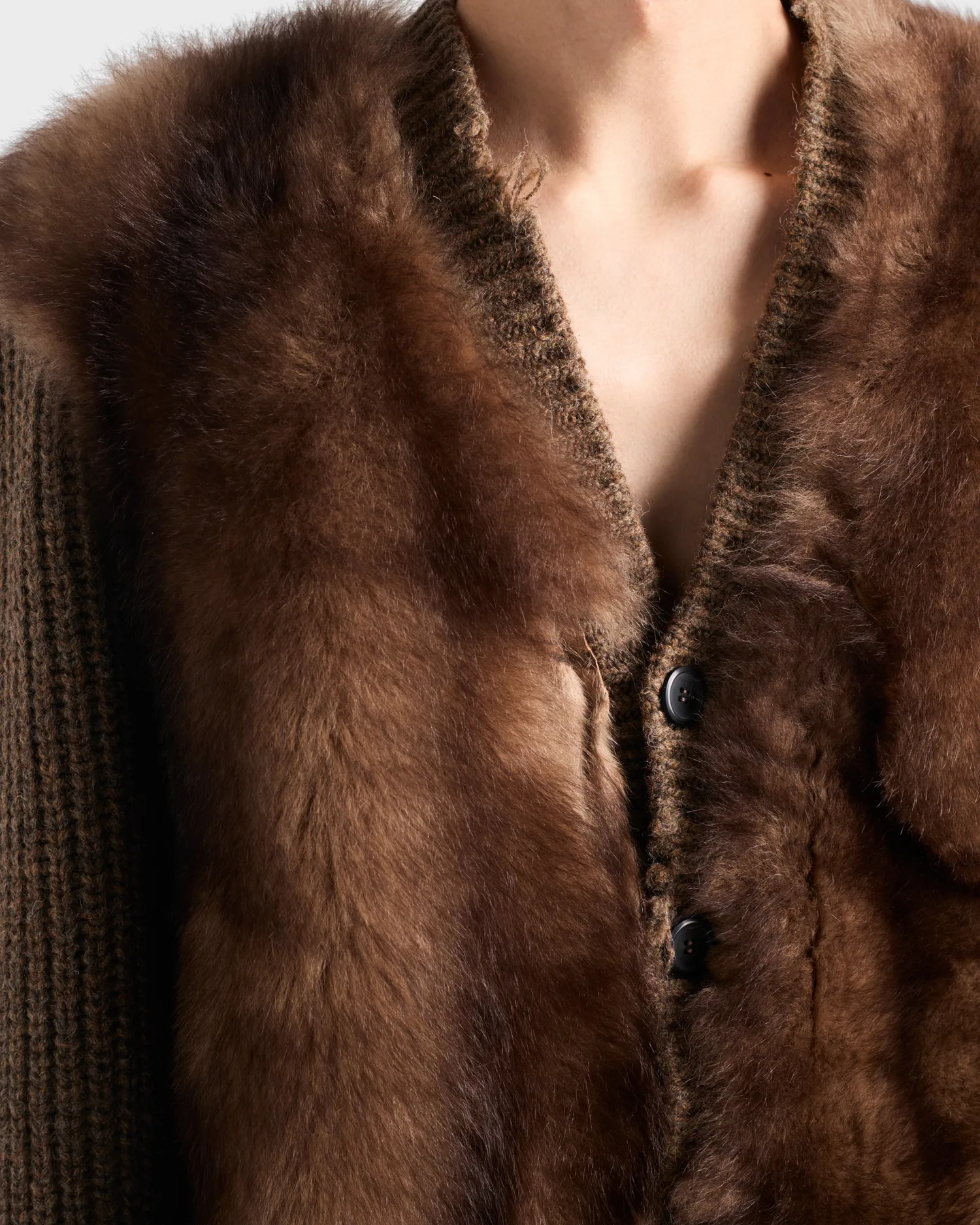 Кардиган из шерсти и овчины Prada, коричневый — фото 3