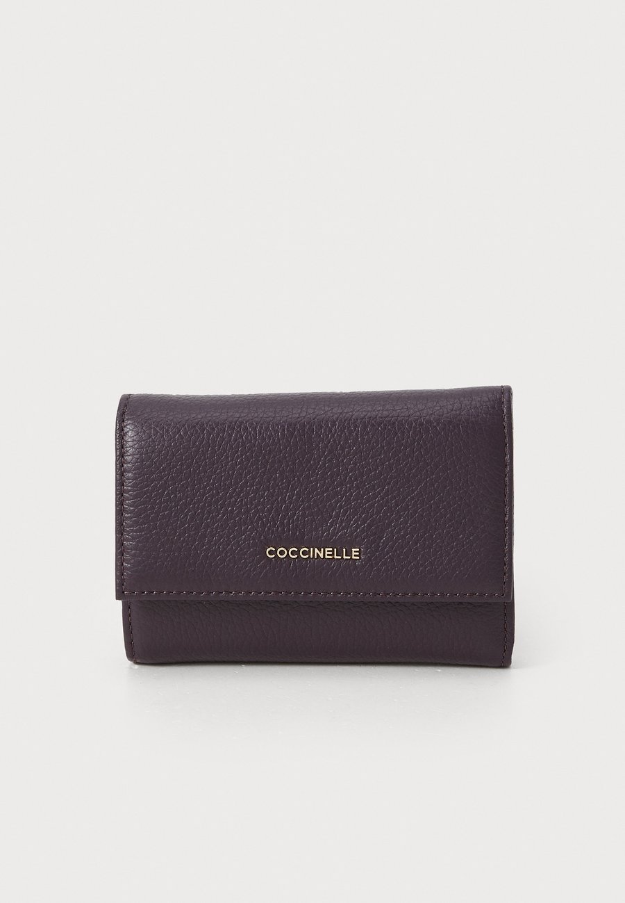 

Кошелек Coccinelle METALLIC SOFT, Prune/Lilac