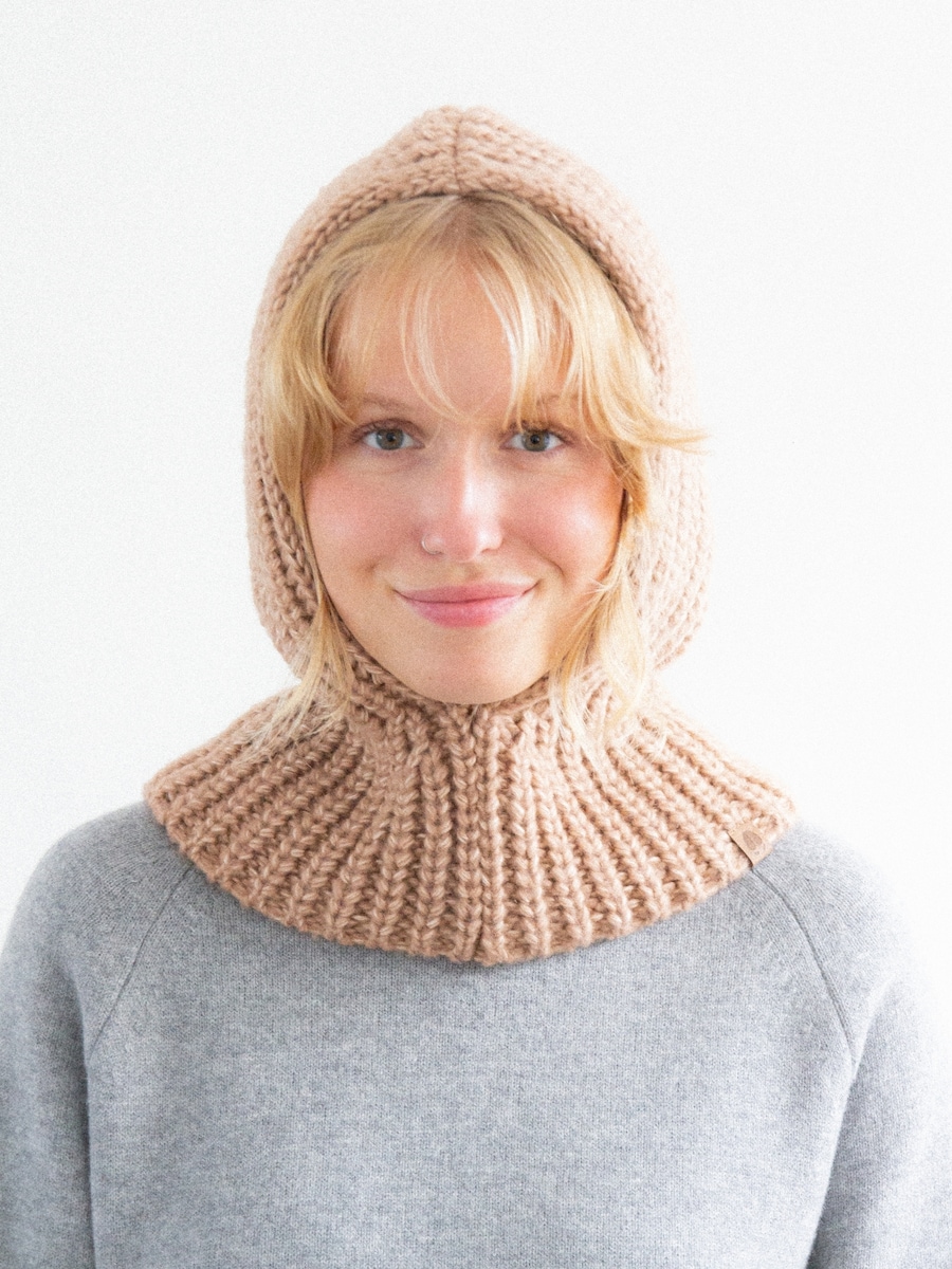 

Шапка KOPYTO ALUCO, карамель