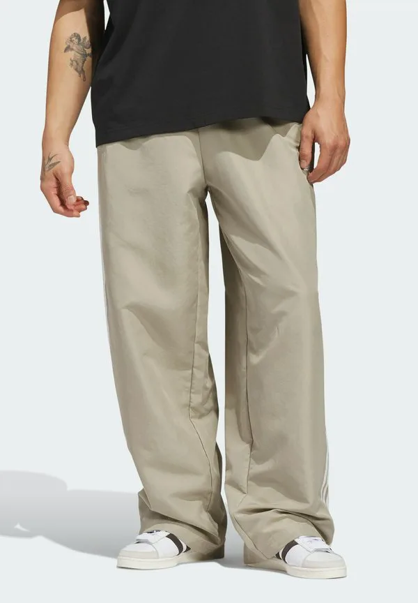 Спортивные штаны Adidas Originals, Cargo