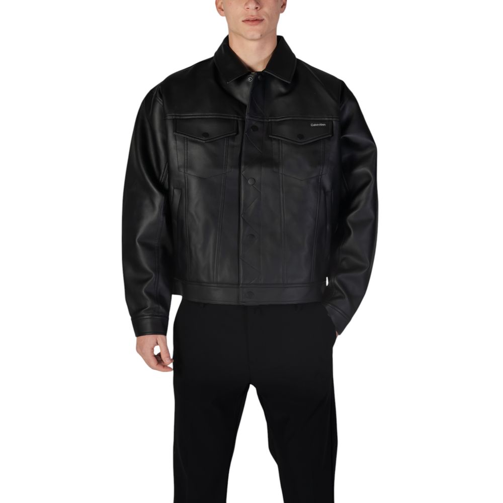 

Черная полиэтиленовая куртка Calvin Klein Jeans