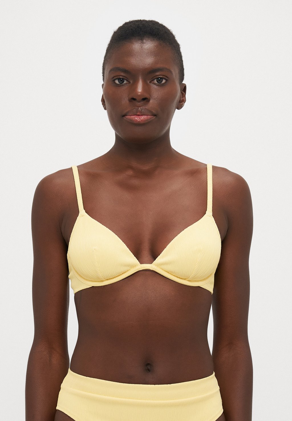 

Верх бикини SWIM BRA WIRE STELLA WAVY Lindex, светло-желтый