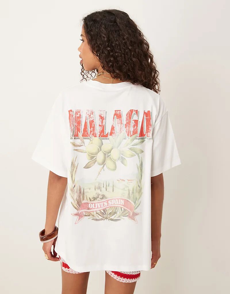 

Футболка свободного кроя ASOS DESIGN с принтом оливкового цвета Malaga Olive в кремовом цвете