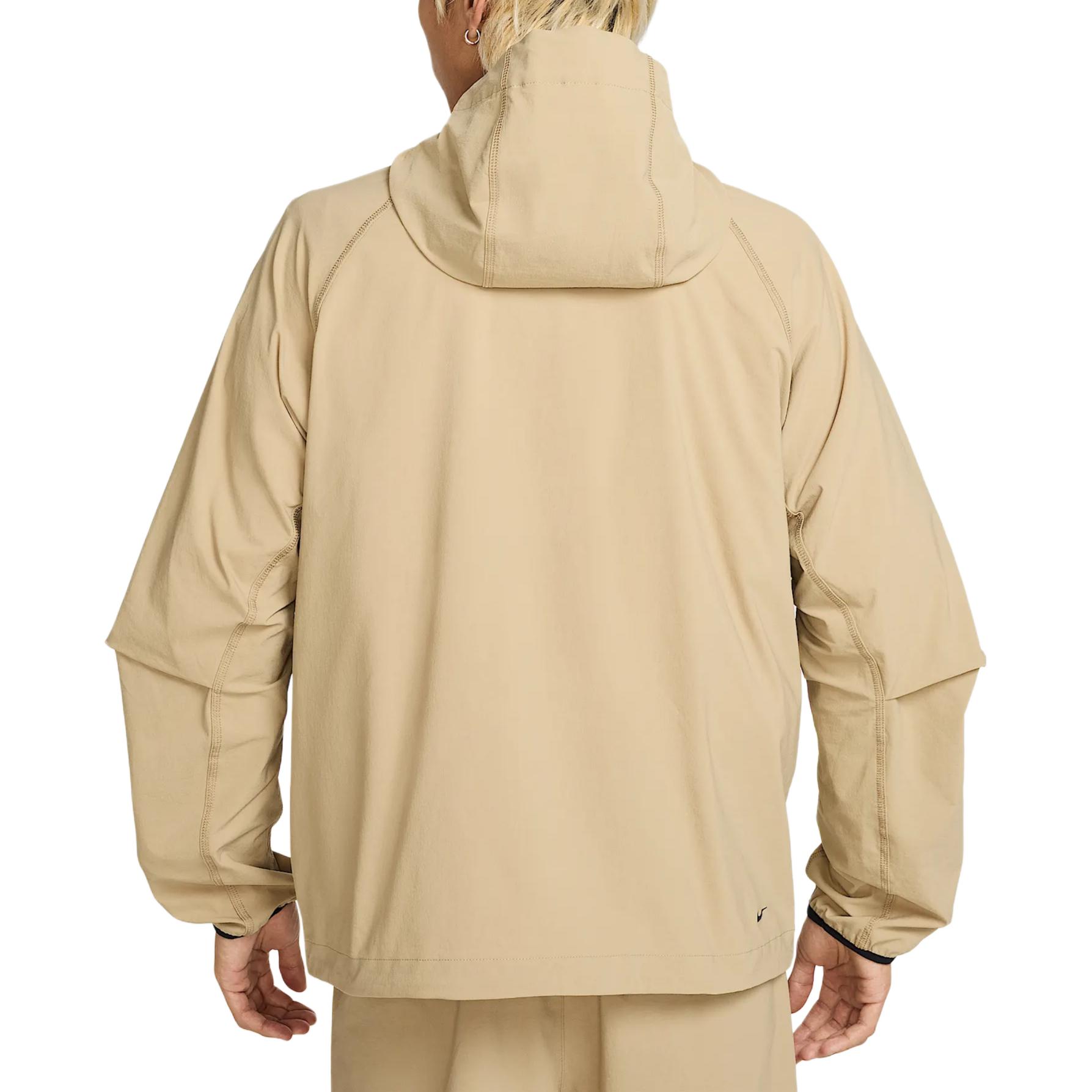 Nike Технологичная мужская куртка Woven, Beige — фото 4