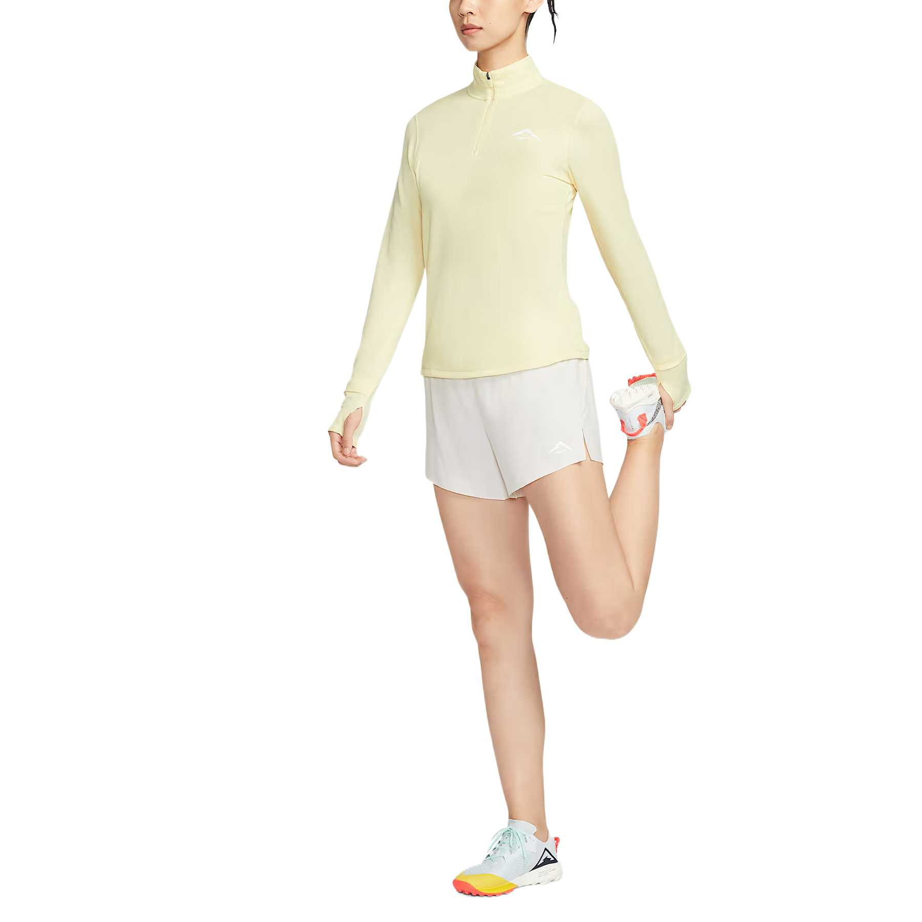 Футболка для бега Dri Fit FW/AW25 женская Nike, белый — фото 4