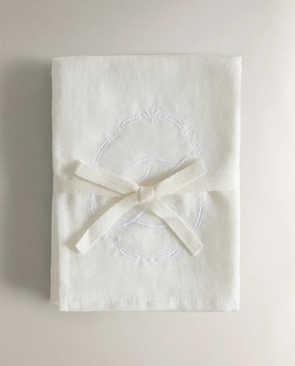 

Упаковка детских муслиновых полотенец с вышитой буквой (2 шт.) Zara Home, Letter Z