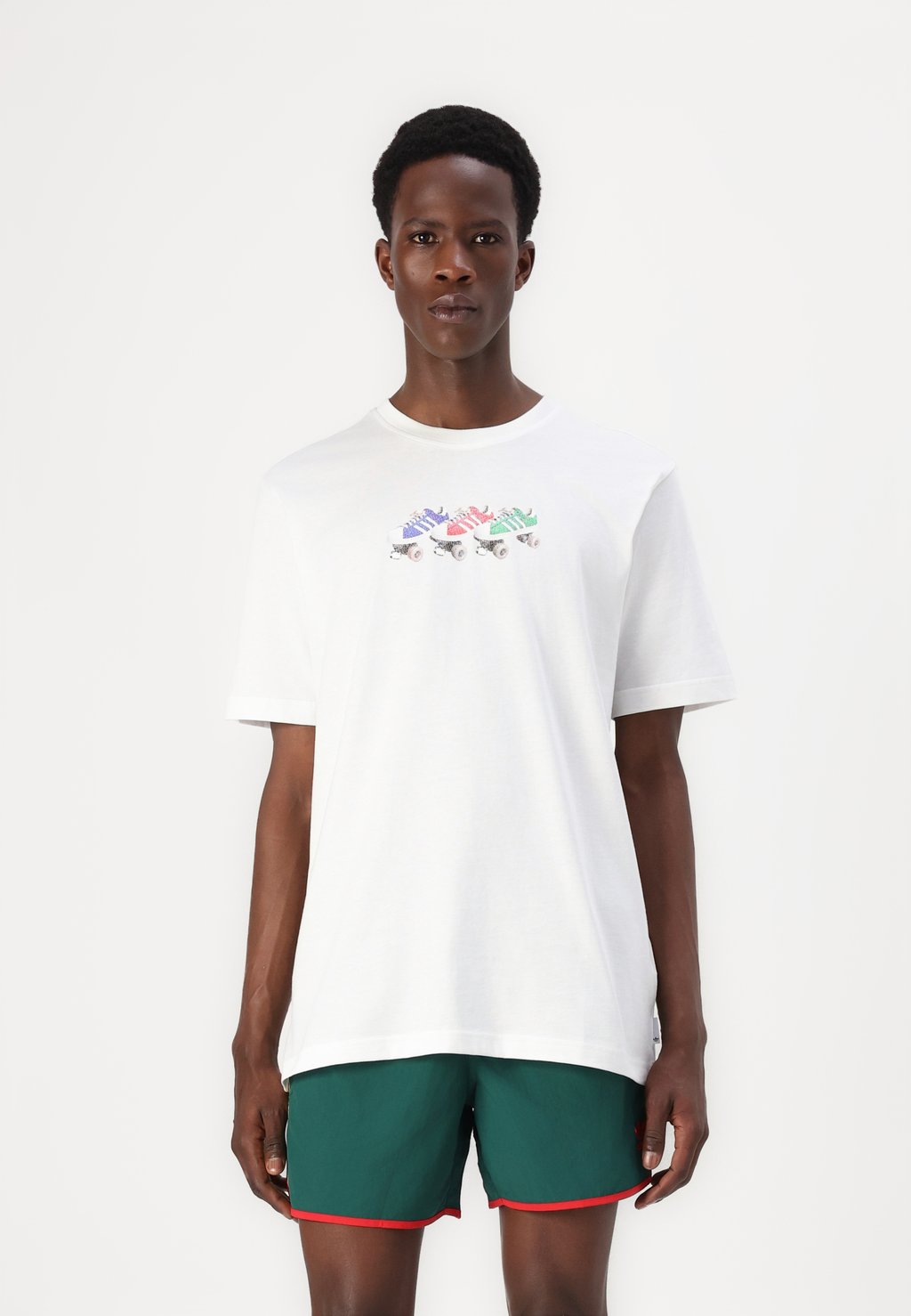 

Футболка с принтом adidas Originals, белый