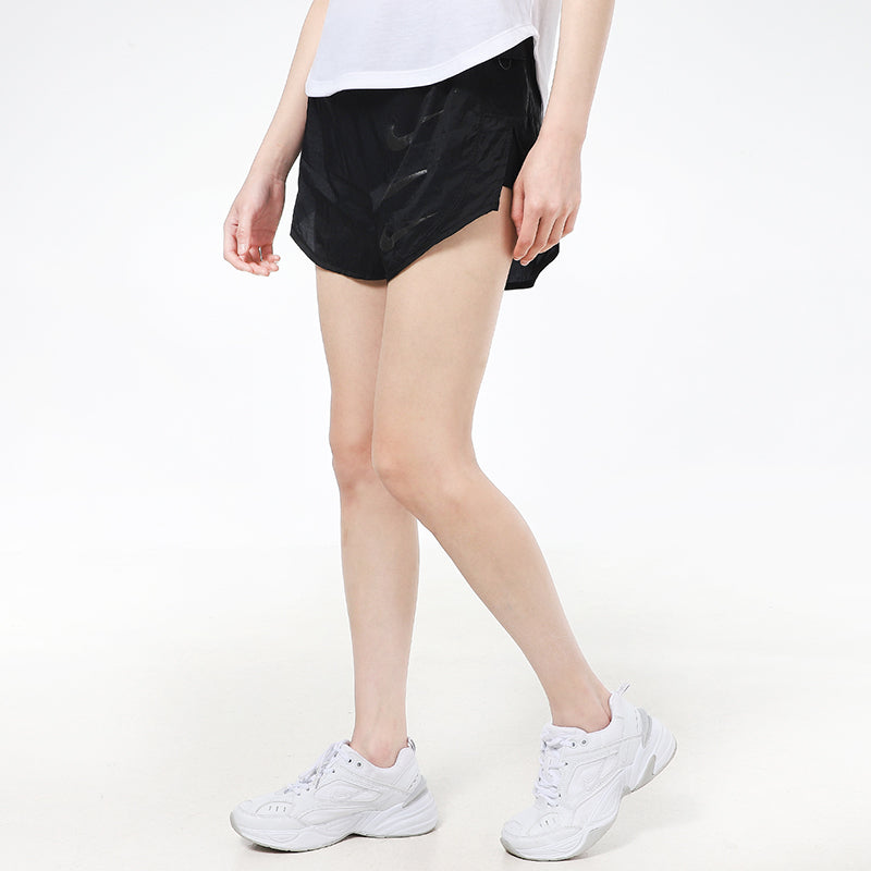 Шорты (WMNS) Nike As Nk Run Dvn Tmpo Luxe 2in1 3 Woven Shorts Black DA1281-010 — фото 2