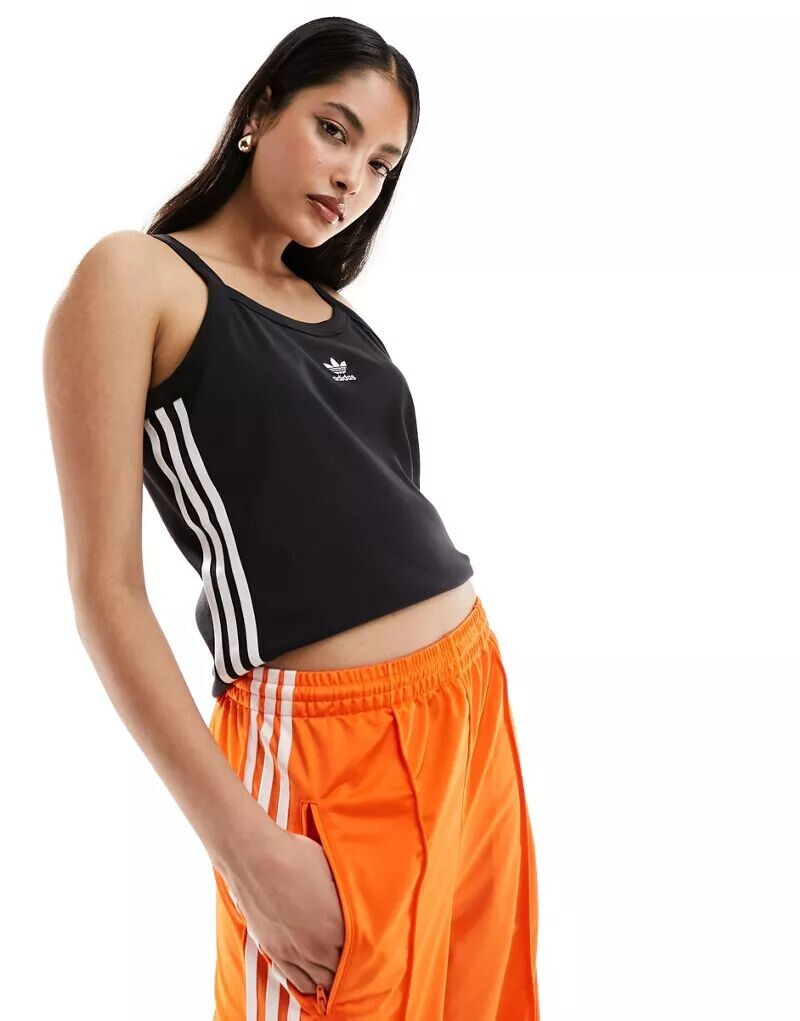 

Черная майка adidas Originals с тремя полосками