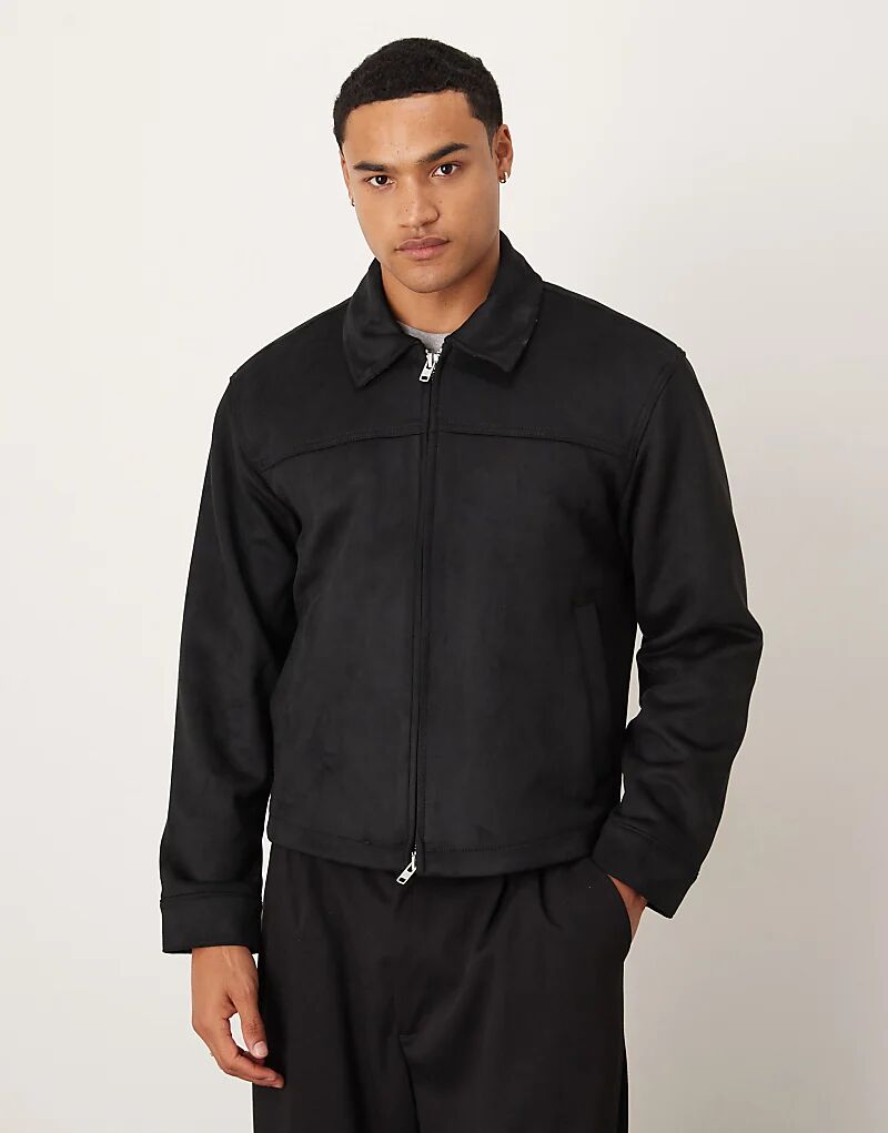 

Укороченная куртка на молнии из веганской замши Abercrombie & Fitch черного цвета