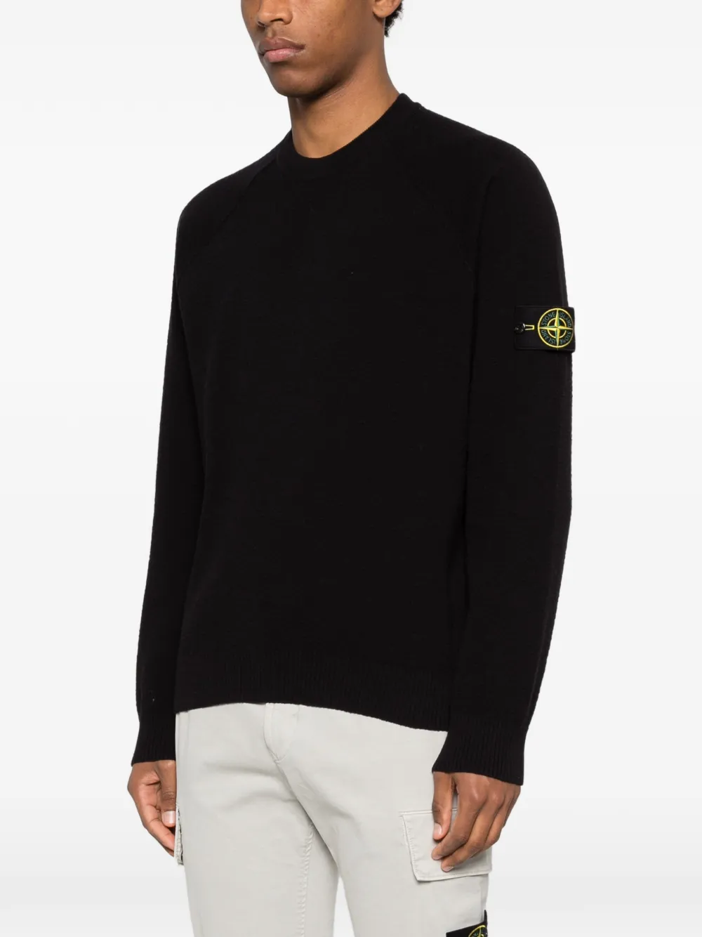 Свитер с круглым вырезом и нашивкой-логотипом Stone Island, черный — фото 3