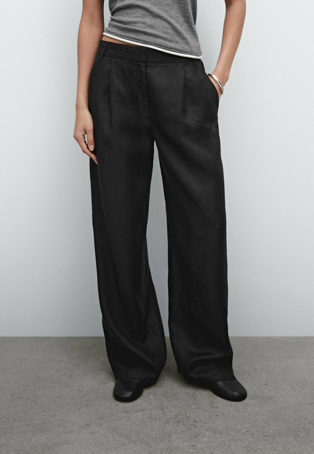 

Брюки BARREL-FIT Massimo Dutti, черный