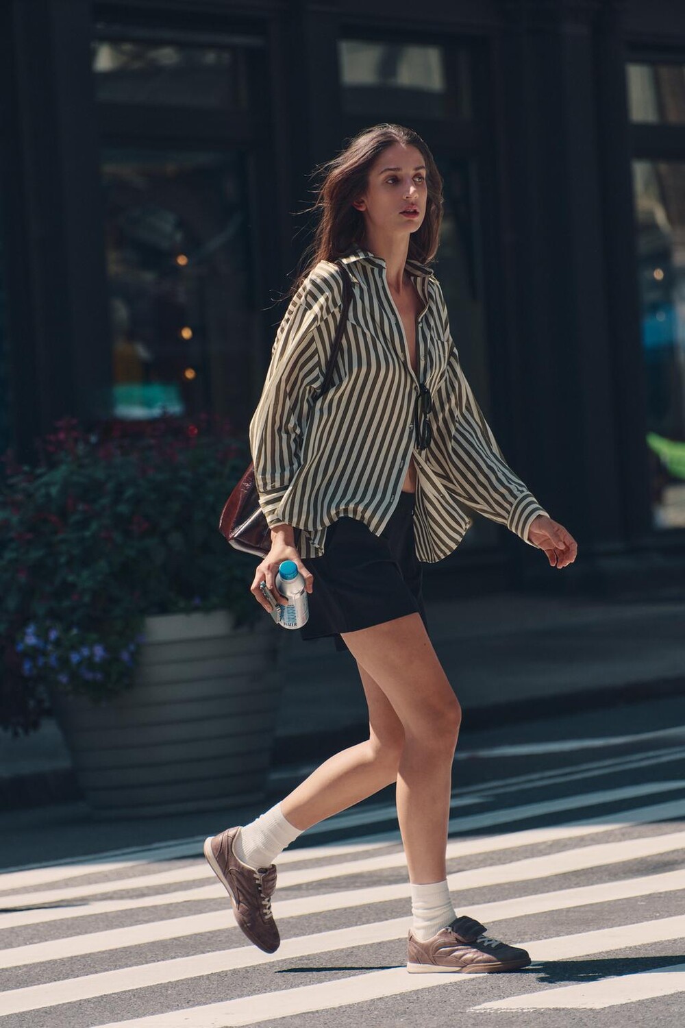 

Полосатая рубашка оверсайз ZARA, экрю/хаки