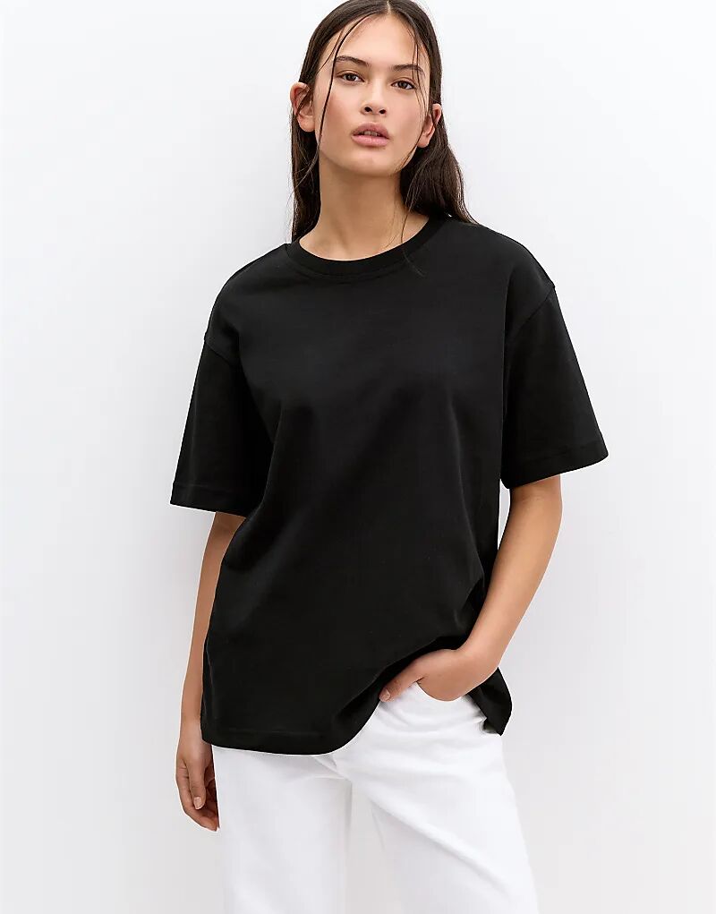 

Футболка Pull&Bear oversize черного цвета