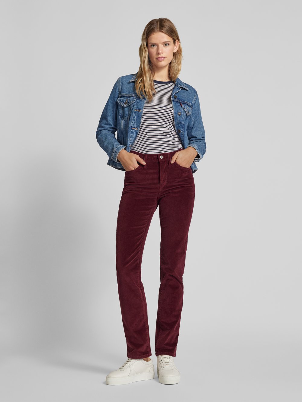 

Джинсы прямого кроя из вельвета Levi's 300, бордовый