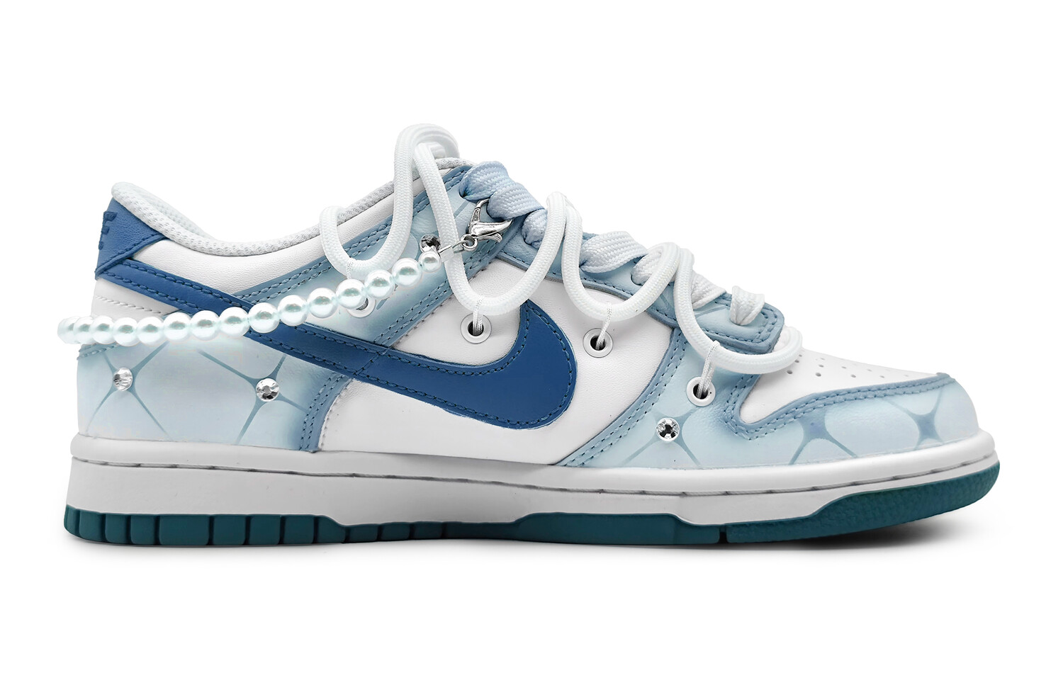 

Кроссовки Nike Dunk Skateboard Shoes Women's Low-Top White
