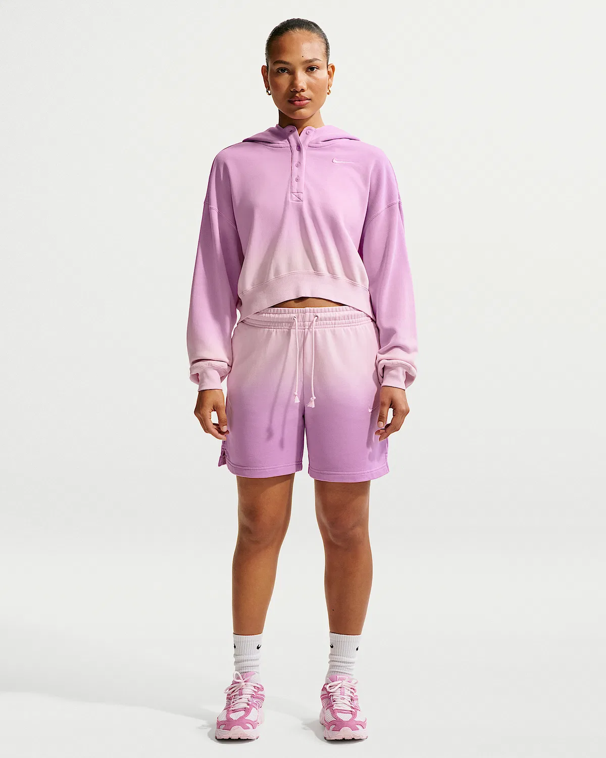 Женские шорты со средней посадкой Nike Sportswear Phoenix Fleece, Pink Foam/Light Magenta/Light Magenta
