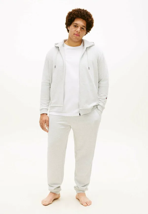 Плюс оригинальная махровая толстовка на молнии для отдыха. Tommy Hilfiger, Ice Grey Heather — фото 2