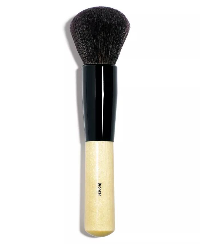 Кисть для бронзера Bobbi Brown