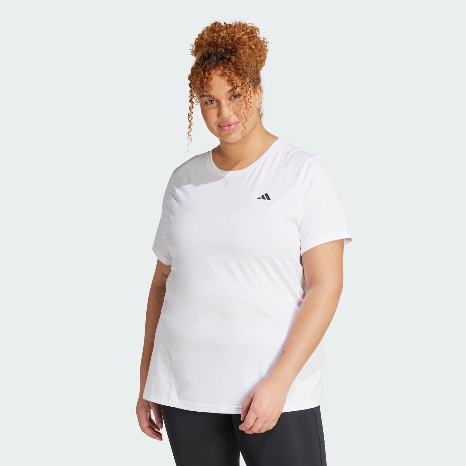 

Футболка (больших размеров) Adidas, цвет White