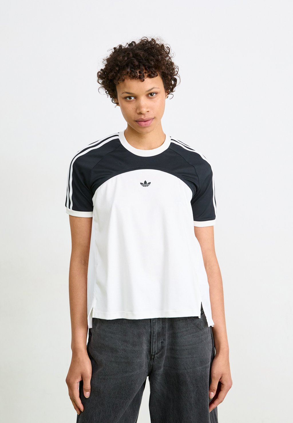 

Футболка с принтом R3CODED CALI TEE 2 IN 1 - Top Adidas Originals, черный