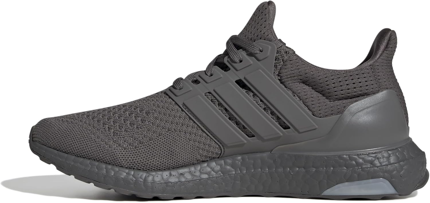 

Мужские кроссовки для бега Adidas Ultraboost 1.0, Charcoal/Charcoal/Semi Spark