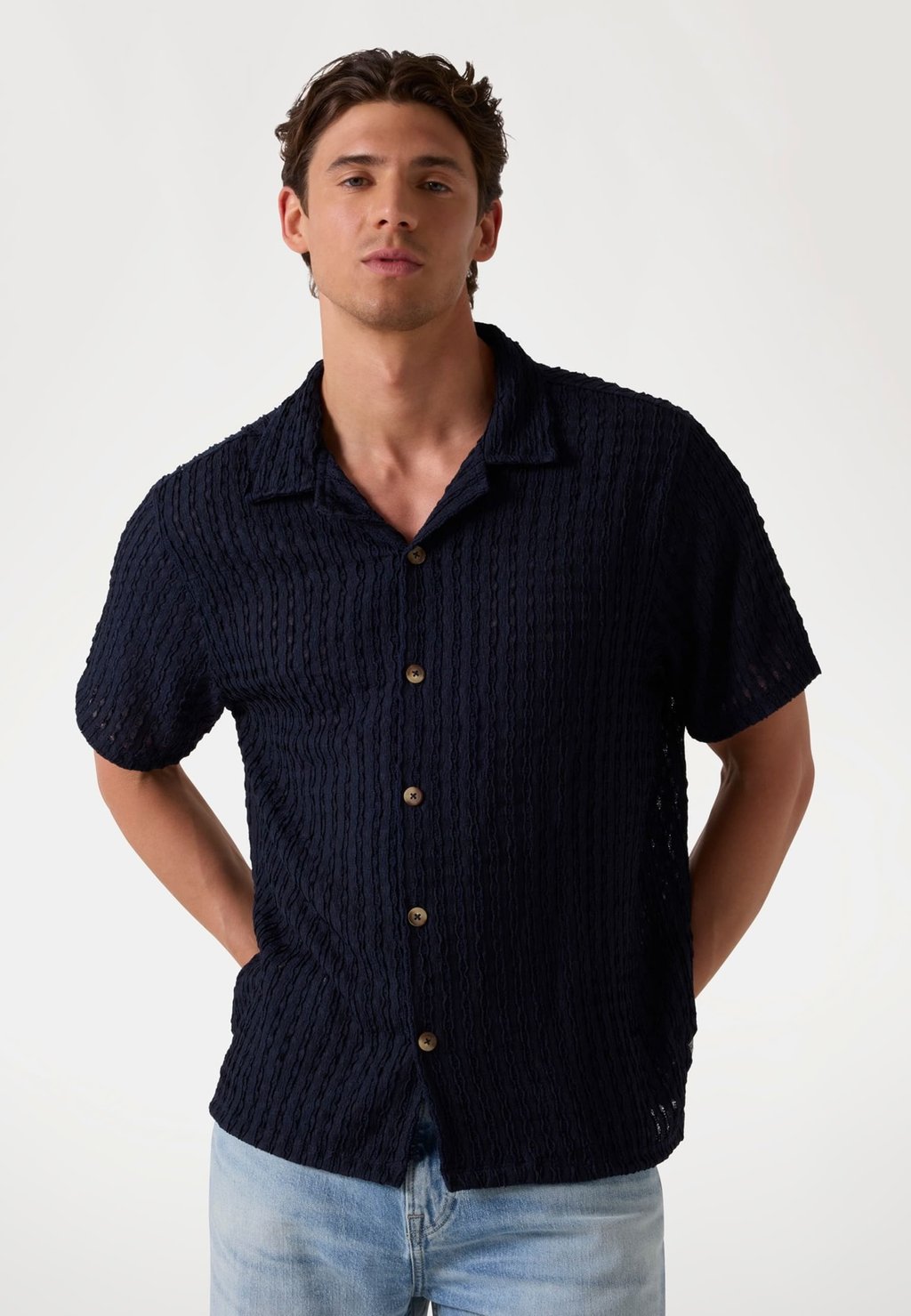 

Рубашка Guess, темно-синий