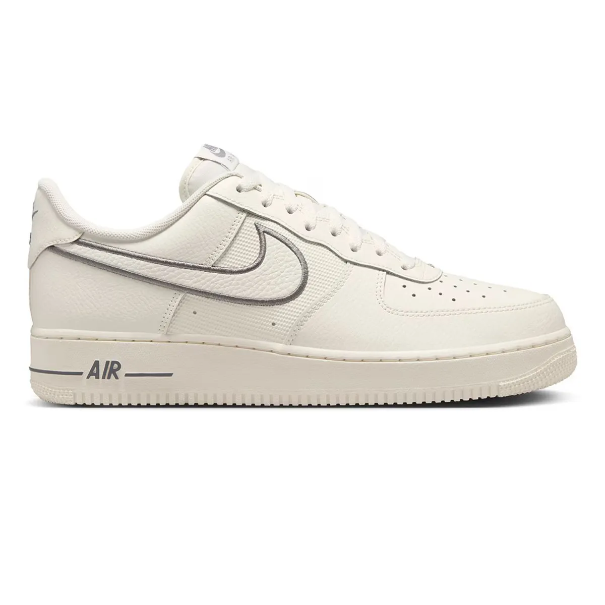 

Мужские повседневные кроссовки NIKE AIR FORCE 1 '07, белый