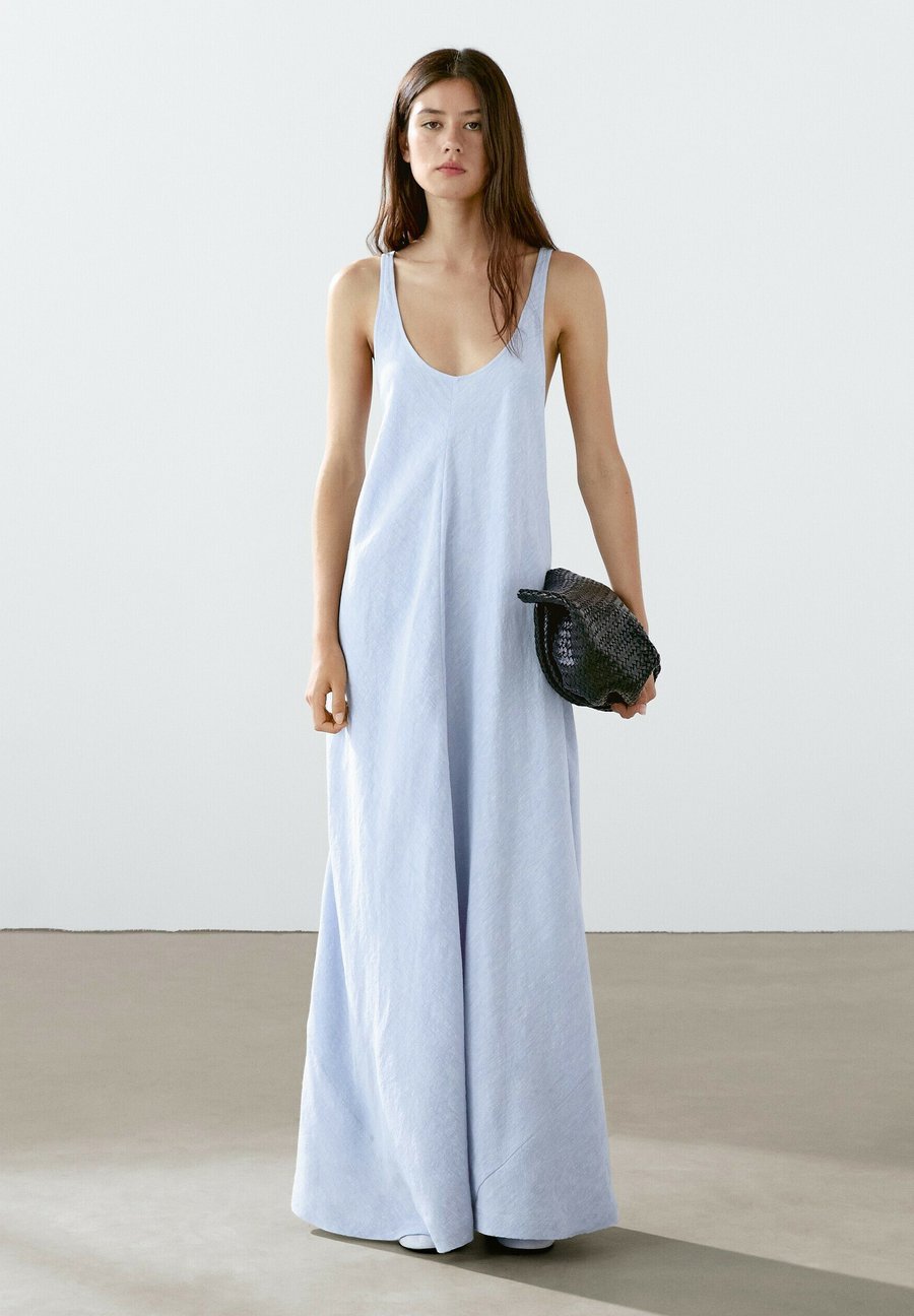 

Платье Massimo Dutti LONG FLOWING WITH BACK DETAIL, Light Blue