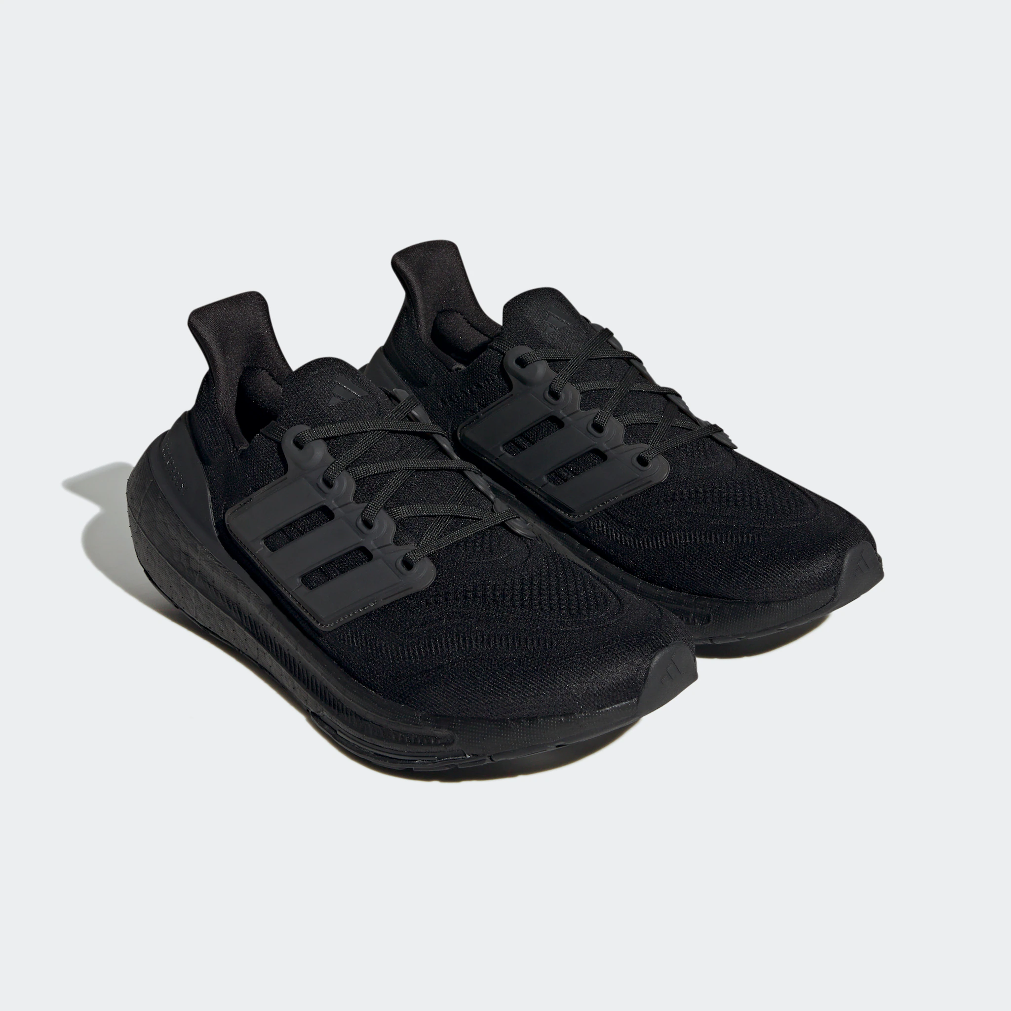 

Кроссовки adidas Performance "ULTRABOOST LIGHT", цвет Core Black / Core Black / Core Black