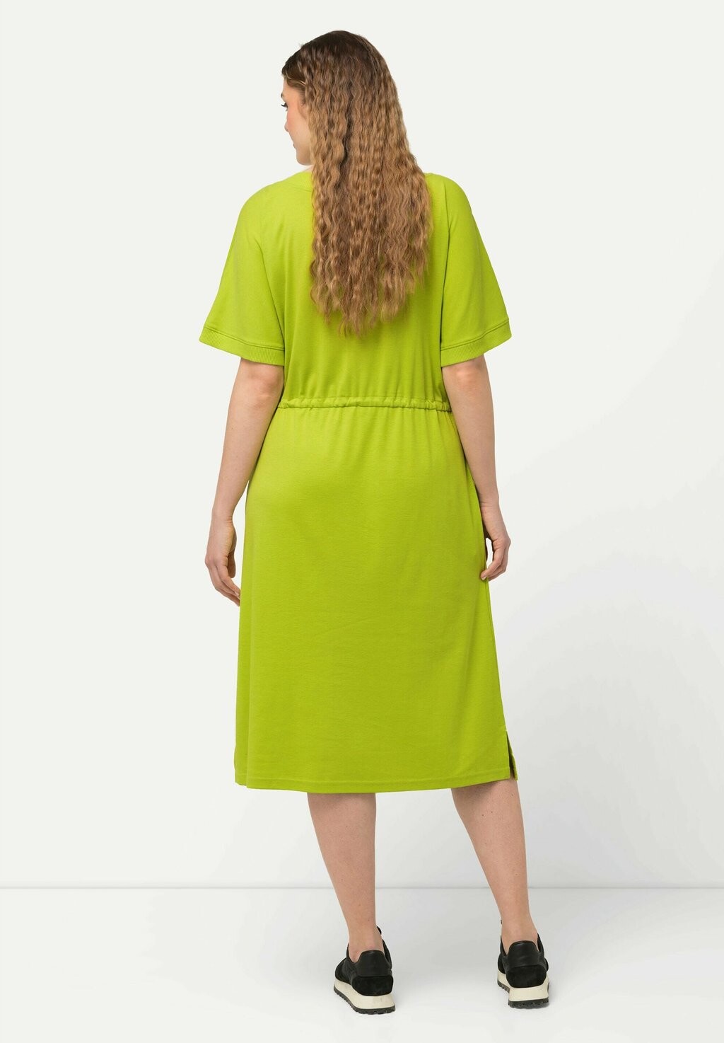 

Платье из джерси DRAWSTRING WAIST SHORT SLEEVE Ulla Popken, зеленый