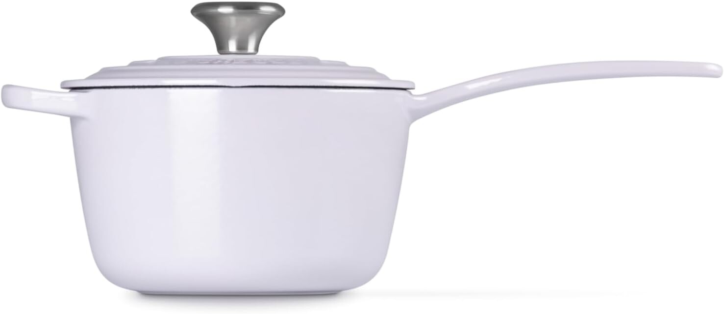 

Фирменная эмалированная чугунная кастрюля Le Creuset, 1,75 кварты, лук-шалот, Shallot