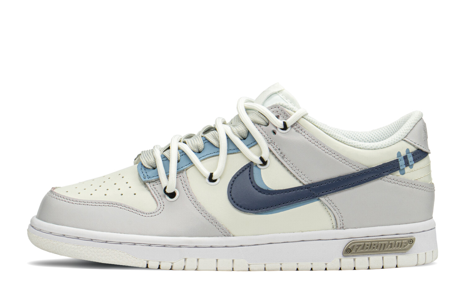 

Кроссовки Nike Dunk Skateboard Shoes Women's Low-Top Blue/Purple/Silver