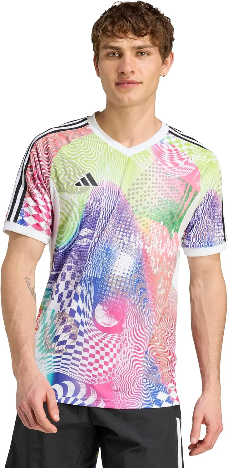 

Футболка adidas Jeremy Scott Pride Tiro