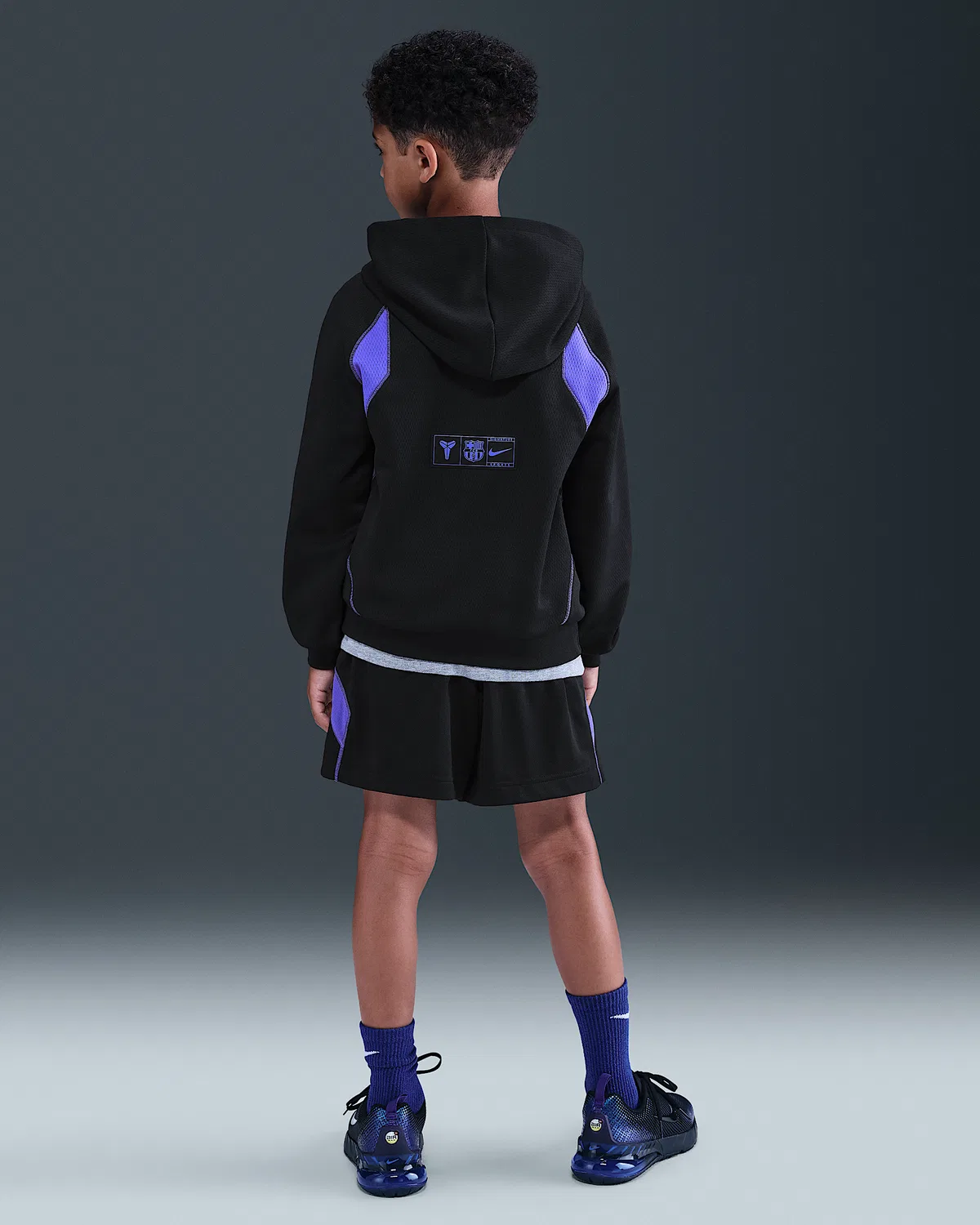Детские футбольные шорты Kobe Dri-FIT FC Barcelona Away, Black/Persian Violet/Black — фото 4